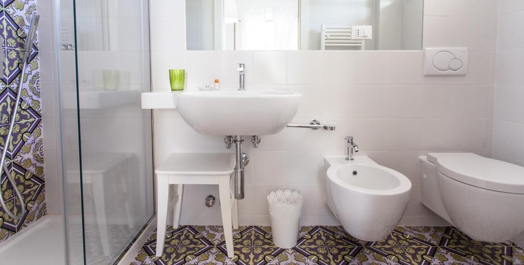 Camere Mare Sirolo Phòng bức ảnh